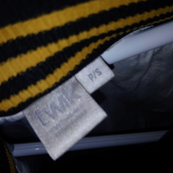 Bumber jacket - Picture 2 of 3